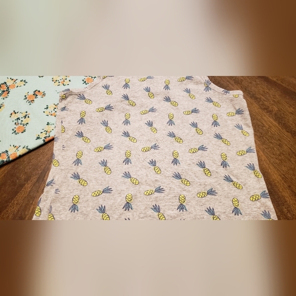 Floral and Pineapple Kids Tank Tops Cherokee And Falls Creek Size 10/12 - Picture 15 of 16
